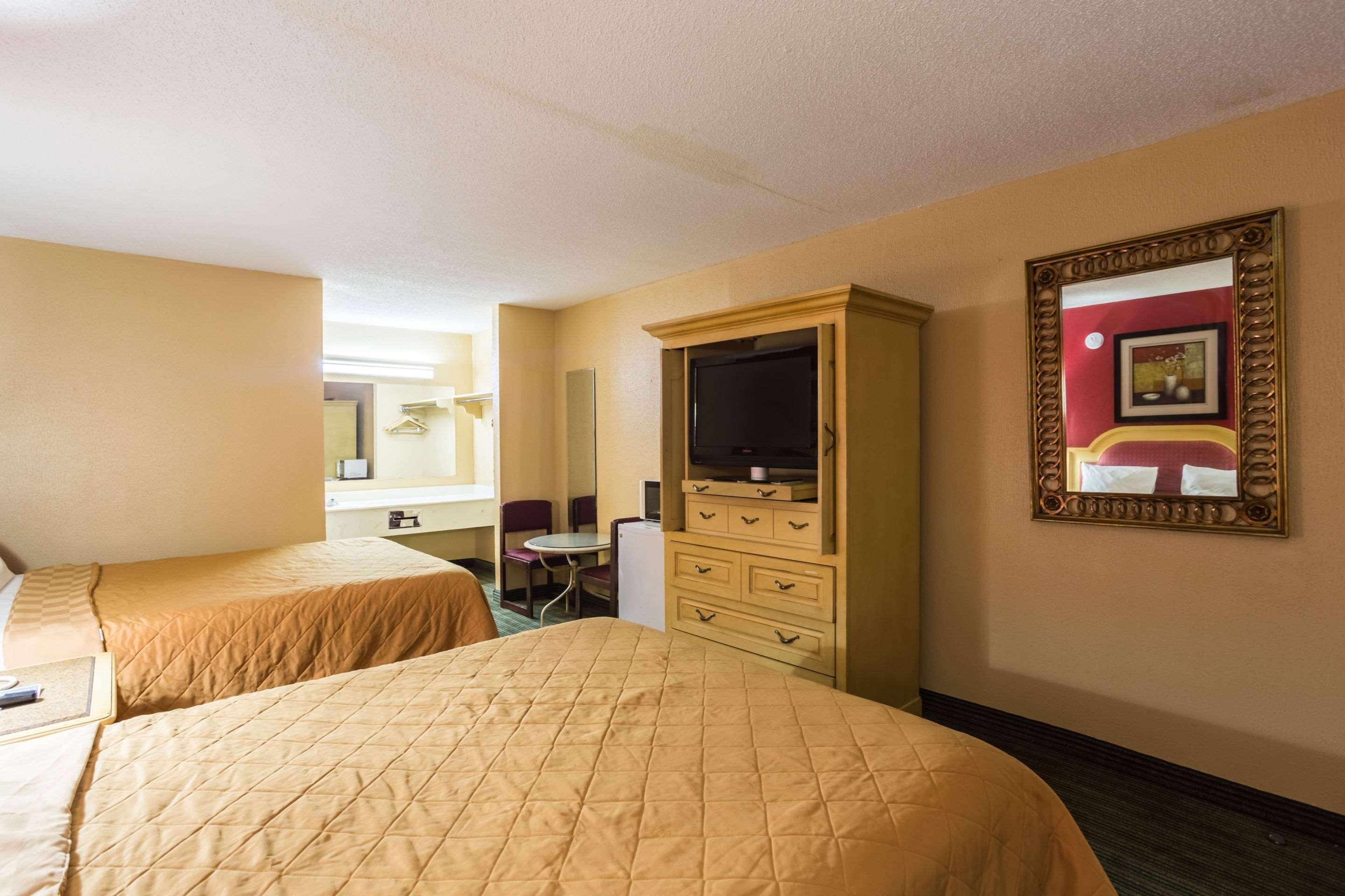 Rodeway Inn Hazlehurst Esterno foto