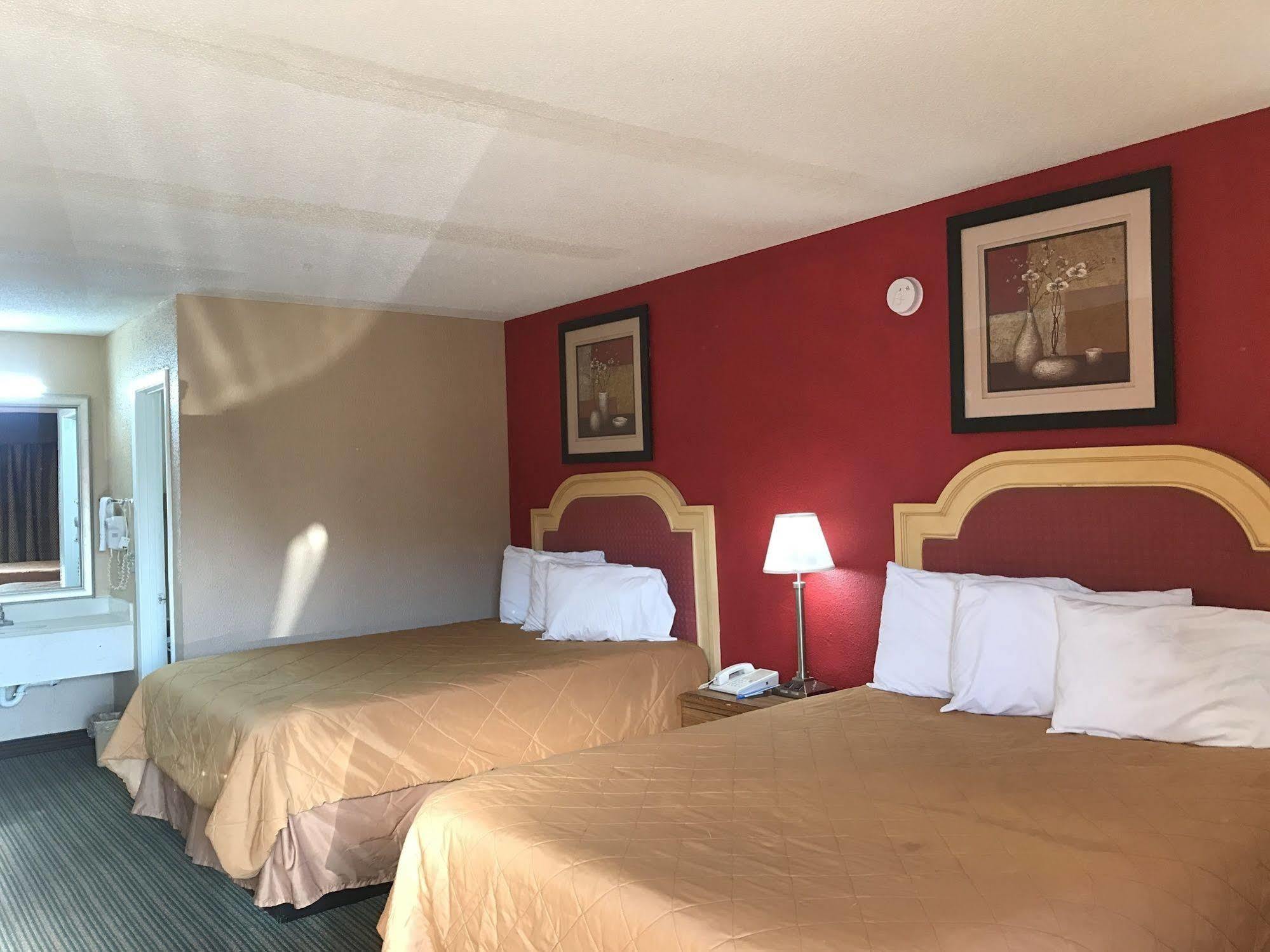 Rodeway Inn Hazlehurst Esterno foto